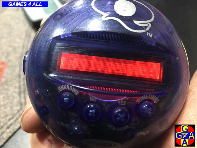 Radica 20Q - 20 Questions Handheld Game - Blue