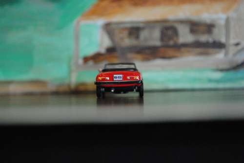 Model Power Alfa Romeo Spyder Junior 1300cc 1972 Model 1:87 HO Scale