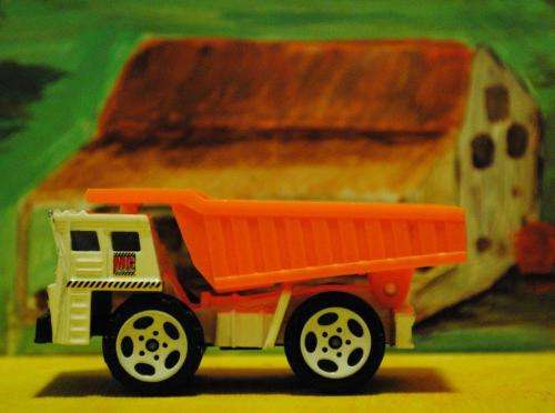 Matchbox Mining Dump Truck - Yellow and Orange - Scale 1:72 Unused - Like New - No Packaging