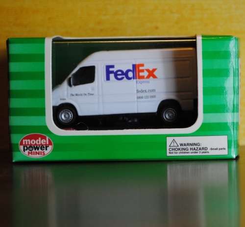 Model Power 19222 Fedex Mercedes Benz Sprinter