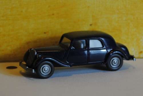 Wiking Citroen 15 Six Sedan 1 ;87 HO Railway Scale