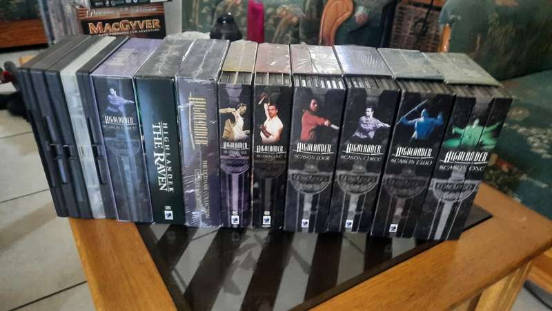 Highlander DVD Mega Collection: Seasons 1-6 + Extras