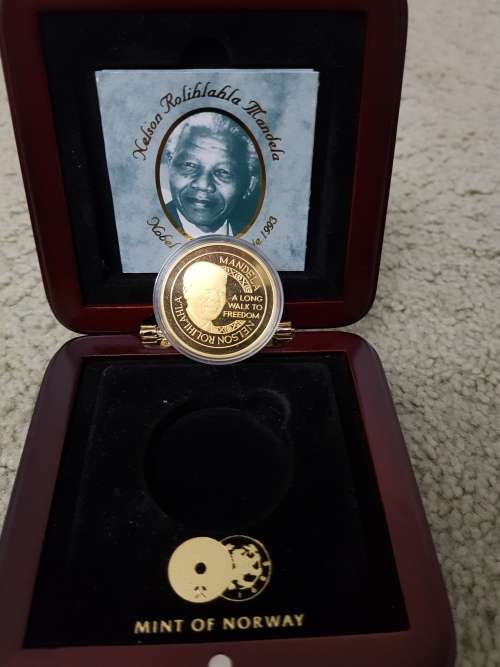 ###2010 Mandela 1/2 oz gold Mintmark### Christmas Special