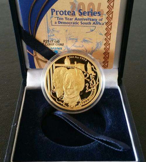 ###2004 Mandela 10 year democracy Protea 1oz gold###Cheapest on bob