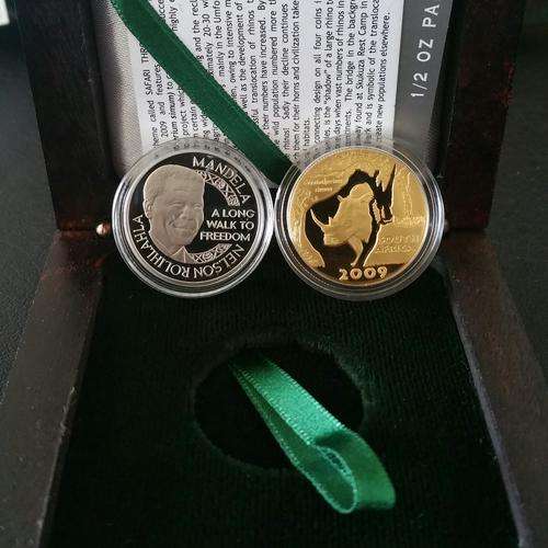 ###Mandela Endagered Wildlife Trust Palladium and Gold set###