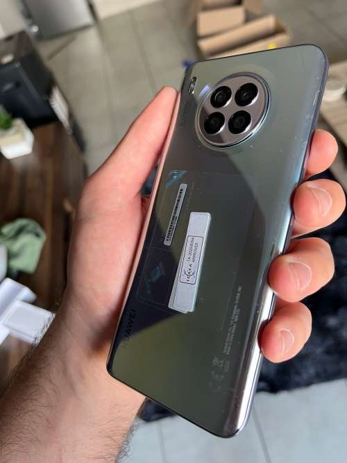 Huawei Nova 8i