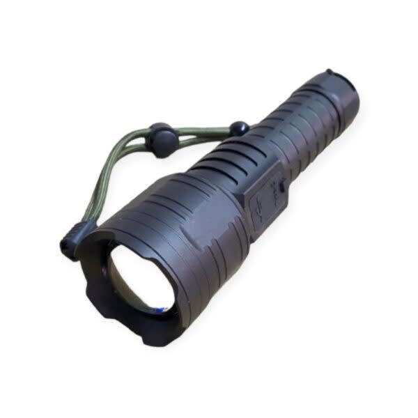 4000mah Bright Flashlight 1000lm 30W 1000m Distance Range