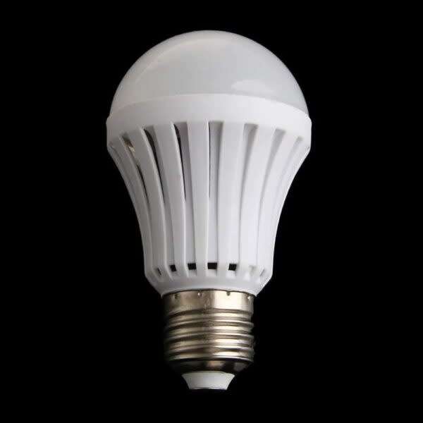 9W Led Intelligent E27 Rechargeable Bulb