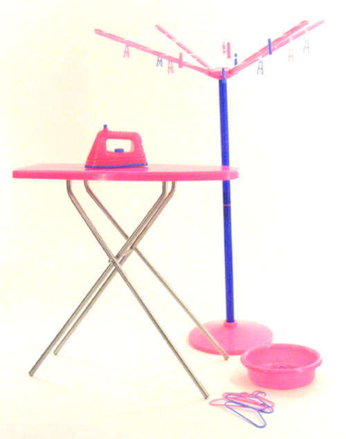 Girls ironboard, washing line and iron set ! Great gift for any little household helper!