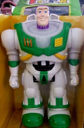 Brand NEW BUZZ Lightyear ROBOT Toy - R1 NO Reserve Auction