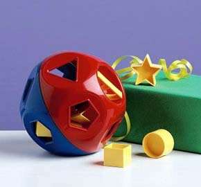 Baby Shape sorter ball  - R1 no reserve