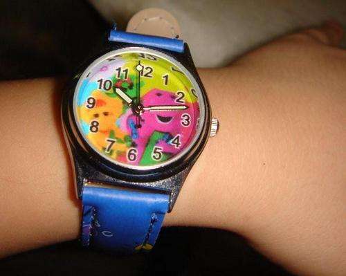 Brand NEW Barney Watch Great Gift - R1 NO Reserve Auction