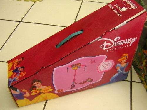 PRINCESS 3 wheel scooter RIDE ON, Great Gift idea this will make!