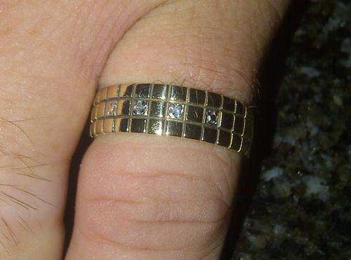 9CT GOLD MEN'S RING