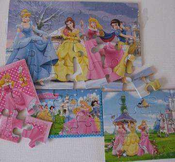 CHIPBOARD STICKER PUZZLES  **DISNEY PRINCESS**  SET OF 4
