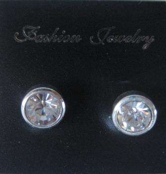 CLEAR STUDS**FAUX CRYSTAL