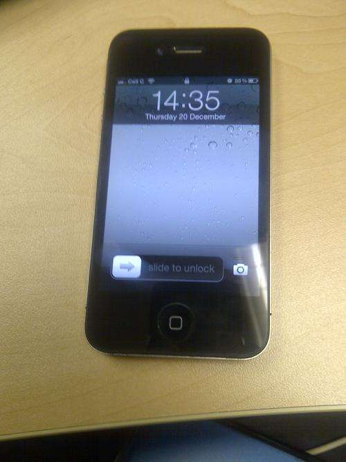 Apple iPhone 4 16GB Black