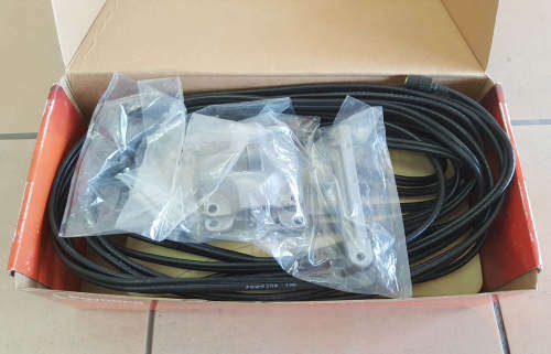 Poynting XPOL-6 Cross-Polarised, High-Gain, Uni-Directional 4G LTE Antenna | Boost Download Speeds