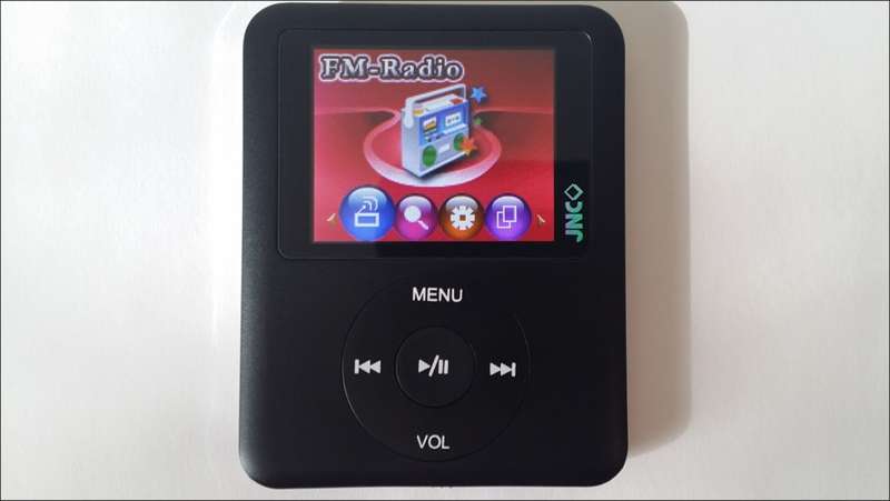 jnc movie mojo 2gb mp4 mp3 player new ipod nano 3rd generation excellent condition complete