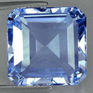 26.75 CARAT SKY BLUE QUARTZ
