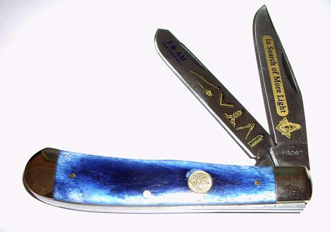 REDUCED BY 20% - MASONIC TRAPPER KNIFE - LIMITED EDITION - FREE SHIPPING