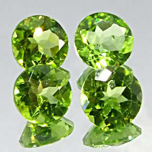 SUPERB NATURAL APPLE GREEN PERIDOT