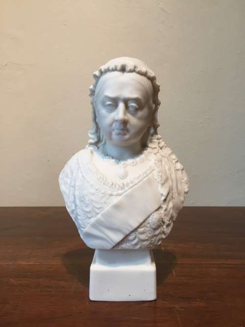1897 ROBINSON and LEADBEATER QUEEN VICTORIA PARIAN BUST 60TH YEAR COMMEMORATION EDITION