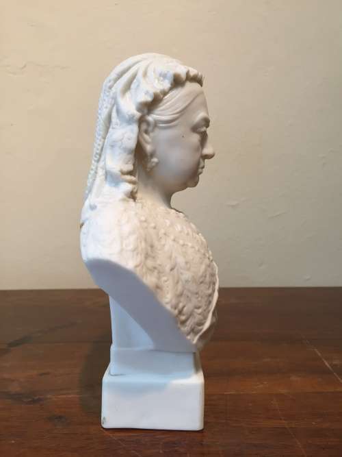 1897 ROBINSON and LEADBEATER QUEEN VICTORIA PARIAN BUST 60TH YEAR COMMEMORATION EDITION
