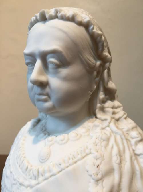 1897 ROBINSON and LEADBEATER QUEEN VICTORIA PARIAN BUST 60TH YEAR COMMEMORATION EDITION