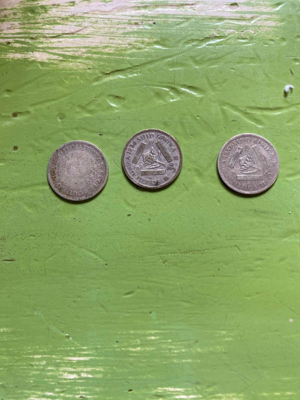 S A UNION SILVER 3D THREEPENCE (LOT OF 55)