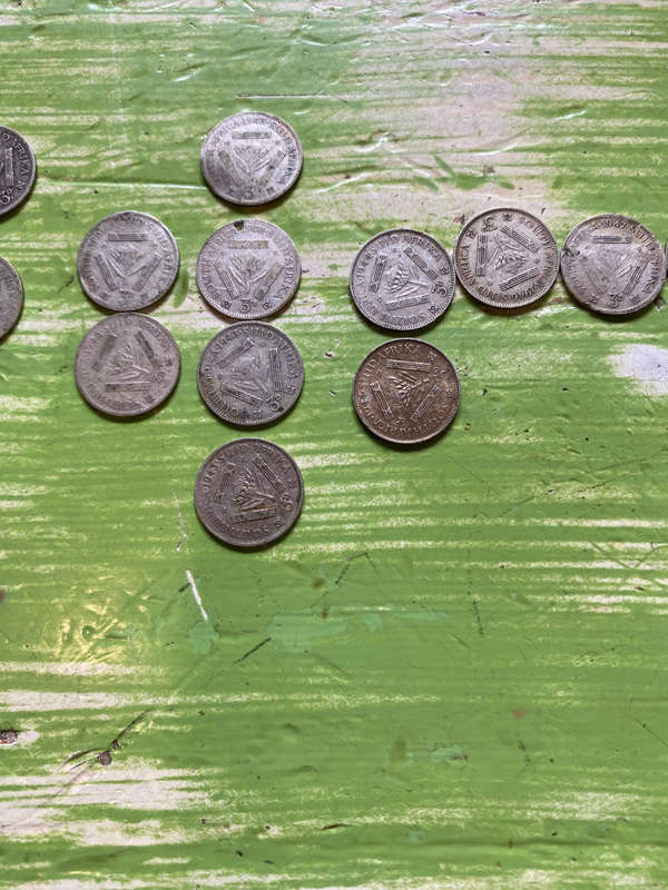 S A UNION SILVER 3D THREEPENCE (LOT OF 55)