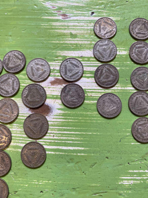 S A UNION SILVER 3D THREEPENCE (LOT OF 55)