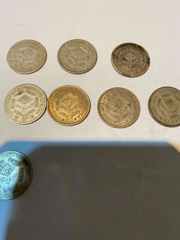 7x ZAR 6d (1941, 1943, 1950, 1954, 1956, 2x1957) and 1x ZAR 1963 5c