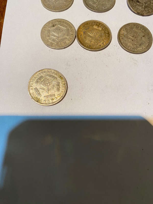 7x ZAR 6d (1941, 1943, 1950, 1954, 1956, 2x1957) and 1x ZAR 1963 5c