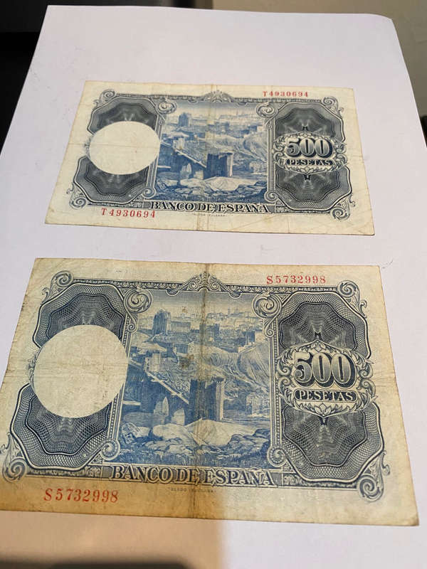 2 x 500 Quinientas Pesetas, both 22 de julio de 1954