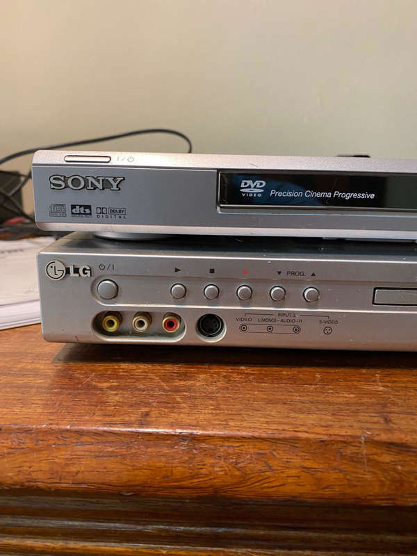 Sony DVD Player DVP-NS50P DVD CD Player + LG DR7400 Dvd Recorder Player