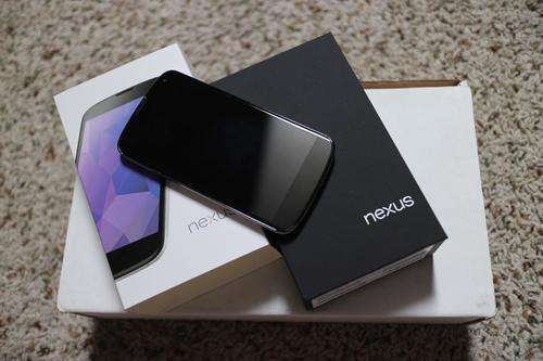 Google Nexus 4 16GB - LG960 - White (Boxed as new)