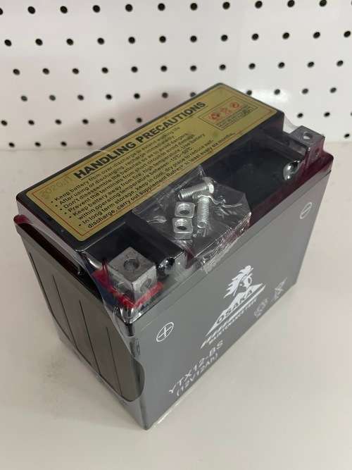 Motorcycle Battery Osaka Type : 12V 12AH