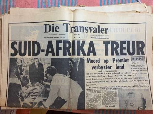 ORIGINAL HISTORIC NEWSPAPER POSTER + NEWSPAPERS : ASSASSINATION OF DR VERWOERD