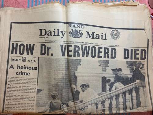 ORIGINAL HISTORIC NEWSPAPER POSTER + NEWSPAPERS : ASSASSINATION OF DR VERWOERD