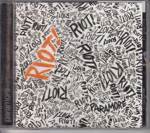 PARAMORE - RIOT