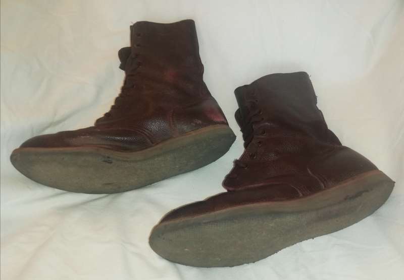 SADF anti-tracking boots, used by Recces/32 Battalion. Waxies.