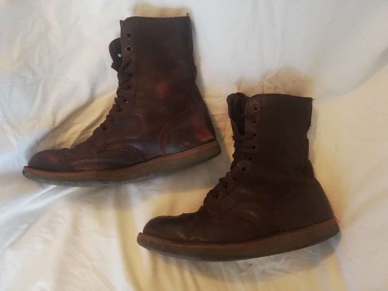 SADF anti-tracking boots, used by Recces/32 Battalion. Waxies.