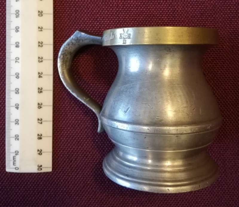Cape Government Railways, 1 gill measure, pewter, Edward 7. Farrow & Jackson.