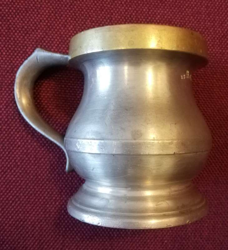 Early South African Railways 1 gill measure, George 5th. Lumley.
