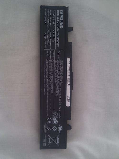 Original Genuine Samsung Battery from RV510 Laptop (44Wh / 4000mAh)