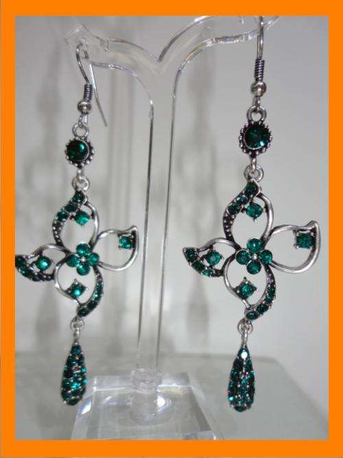 Emerald Rhinestone Dangle Earrings