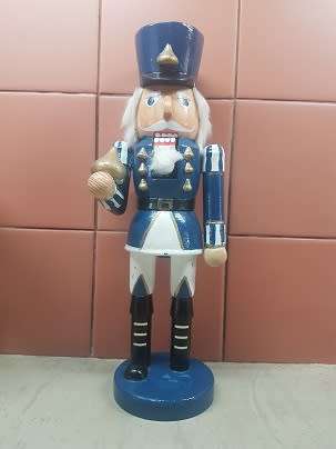 NUTCRACKER