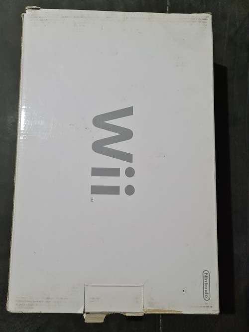 Nintendo Wii Complete. Tested, works 100 percent.