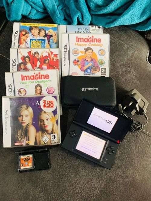 Nintendo Ds lite and Games. works 100 percent.